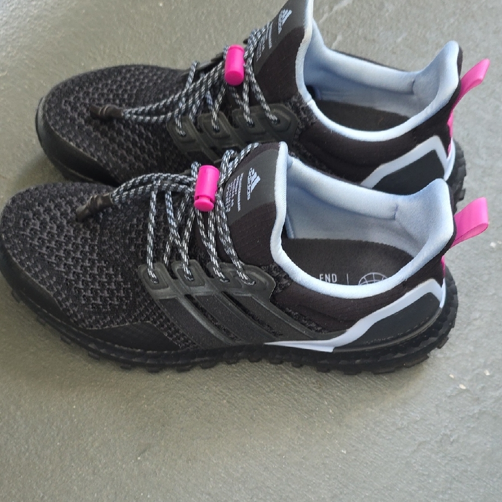 Adidas Women's Black and Pink Athletic Shoes